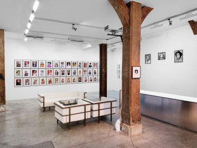 vue de l'exposition Tomasz Machcinski : american dream, I made it all because of your, galerie christian berst art brut, commissaires : katarzyna karwańska et zofia płoska-czartoryskaExposition
du 14 septembre au 10 novembre 2024 - © christian berst — art brut