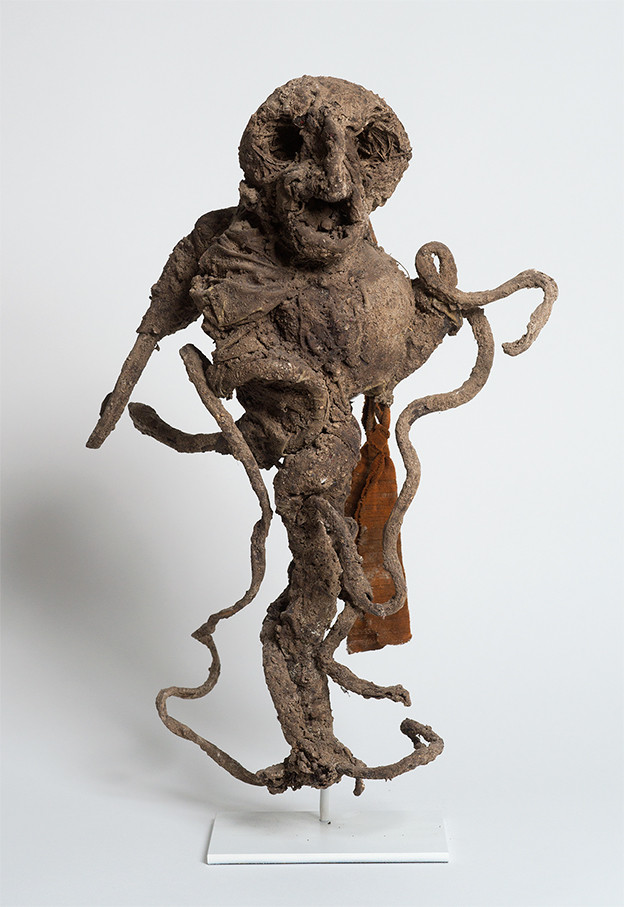 8 dolls by michel nedjar are featured in the exhibition celebrating the 15th anniversary of the Centre Pompidou-Metz. - © christian berst — art brut